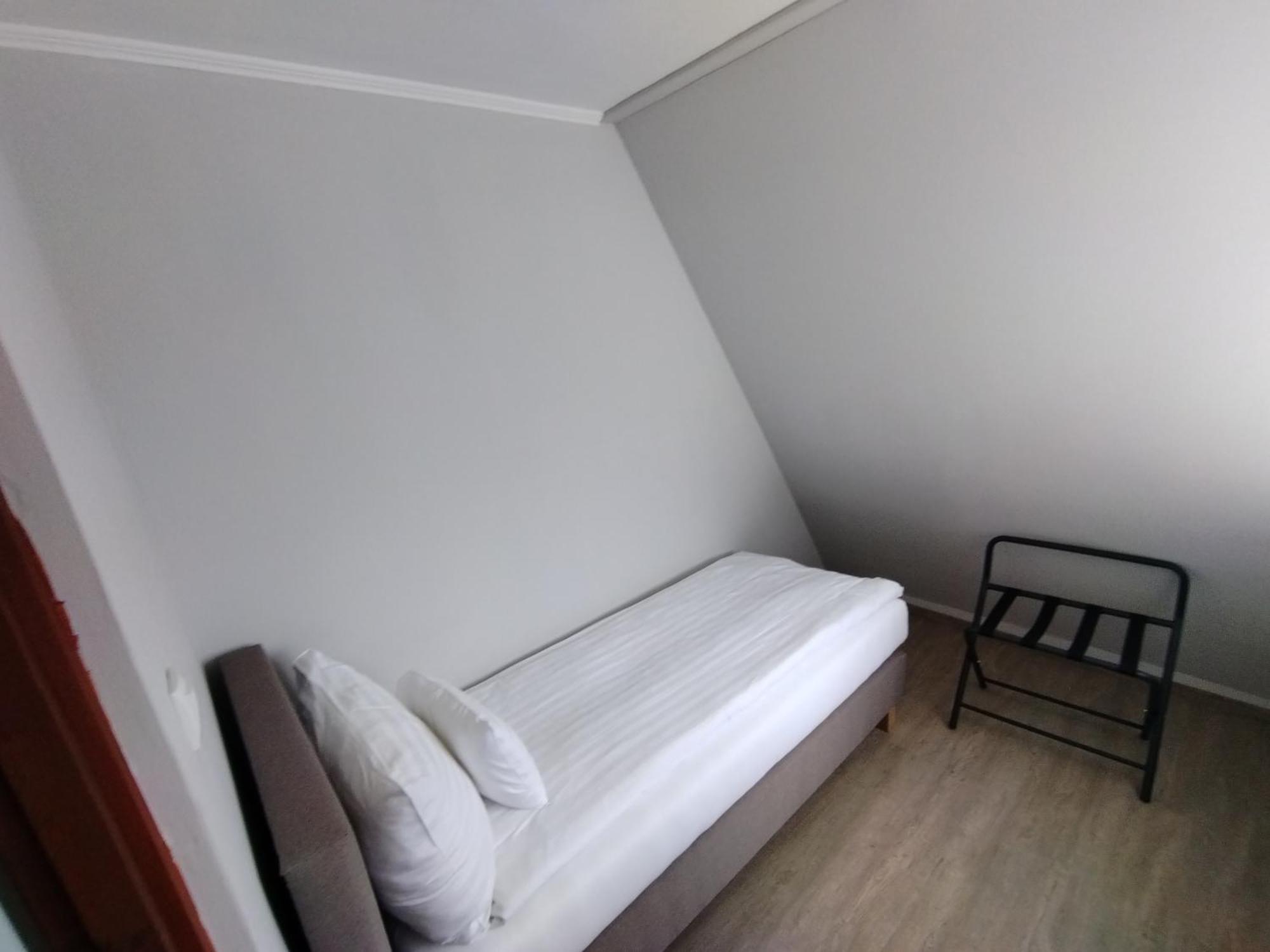 Viking Hotel Gárdony Buitenkant foto
