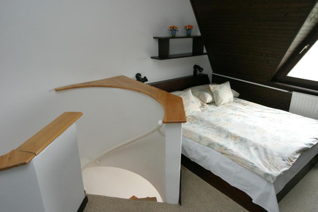 Viking Hotel Gárdony Buitenkant foto