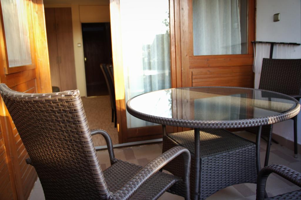 Viking Hotel Gárdony Buitenkant foto